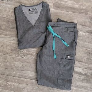 Figs graphite scrub set